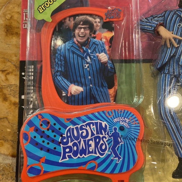 Vintage Groovy Baby Austin Powers Feature Film TalkingFigure Unopened McFarland - Picture 5 of 8